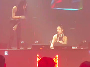 酒吧DJ漏点演出