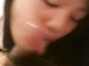 酒店调教年輕漂亮妹子 口交後爆草再摳逼潮吹尿尿都喷出来了